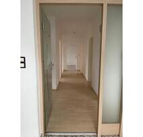 Attraktive 4 Zimmer Wohnung - 900,00 EUR Kaltmiete, ca.  115,00 m² in Menden (Sauerland) (PLZ: 58706)