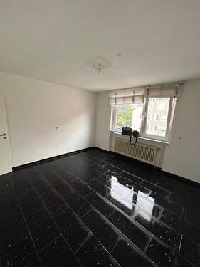 Foto - 10 Zimmer Mehrfamilienhaus, Wohnhaus in Neustadt (Hessen)