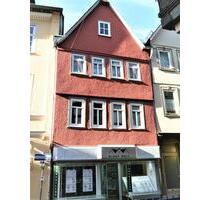 Wer möchte gerne in der schönen Altstadt von Wetzlar wohnen ? Genießen Sie das Gefühl nicht nur in einer Wohnung zu leben !