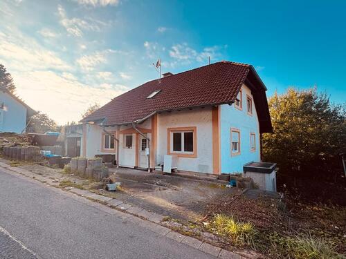 Foto - Einfamilienhaus mit separater Einliegerwohnung mit Saarblick