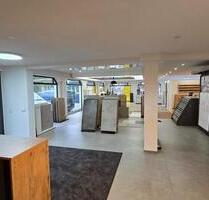 Attraktive Gewerbefläche mit großer Ausstellungs- Bürofläche in Dogern – Top-Lage nahe Waldshut