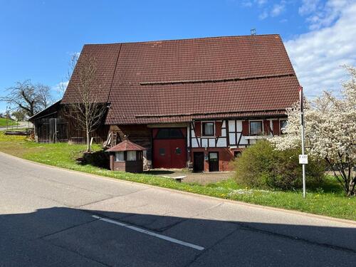 Foto - Bauernhaus mit Scheune & Pferdehaltung – Sanierungsobjekt