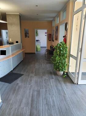 Foto - Attraktive Gewerbeeinheit für Büro oder Praxis in 1A-Lage von Lengefeld zu vermieten