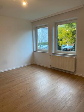 Foto - 3-Zimmer Küche Bad Balkon Erdgeschosswohnung