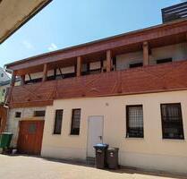 lauschige 2 Zimmerwohnung mit kleinen Balkon in der City von Altenburg