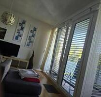 Sonnige, geräumige 2 - Zimmerwohnung mit Balkon - Warmmiete - Friedrichshafen