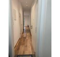 Helle sanierte Erdgeschosswohnung mit Gartenzugang - Düsseldorf Stadtbezirk 5