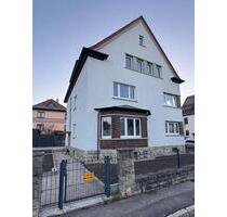 Haus im Haus – Großzügige Maisonettewohnung mit fünf Zimmern auf zwei Ebenen - Meiningen