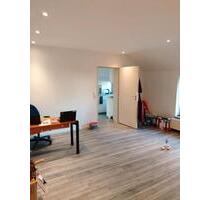 Mietwohnung, 2-Zimmer, Dachgeschoss - Düsseldorf Stadtbezirk 9