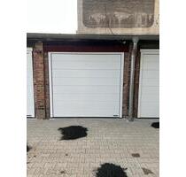 Garage im östlichen Ringgebiet Braunschweig - elektrisches Tor - Wolfsburg