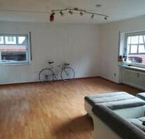 Zimmer in 4er-WG im Grünen, Innenstadtnähe, Wehrda, Marburg