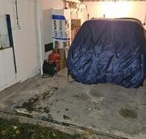 Motorrad Moped Stellpatz in trockener Garage zu vermieten - Dresden Leuben