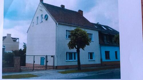 Foto - Einfamilienhaus mit Einliegerwohnung in Finsterwalde