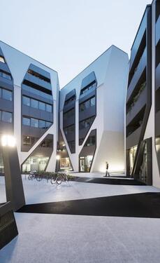 Foto - Ihre Gewerbeeinheit im Mittelpunkt von Jena: dem Sonnenhof