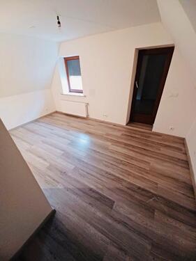 Foto - 3 Zimmer Maisonette Wohnung - Terrassenbalkon - separater Eingang