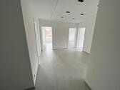 Foto - Kernsanierte 4-ZKB-Wohnung mit Gäste-WC und Balkon