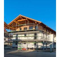 Helle 3-Zimmer Wohnung mit sonnigem Balkon in Oberflossing - Polling