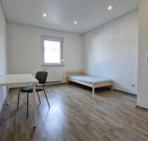 Modernes WG Zimmer in 4er WG I Modern room in 4person shared apt - Schweinfurt Haardt