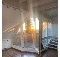 Lichtgeflutete Maisonette-Oase: 120 m² Freiheit mit Sonnenbalkon - Wernau (Neckar)