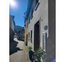 Gepflegtes Moselhaus sofort als Ferienhaus oder Wohnsitz nutzbar - Senheim