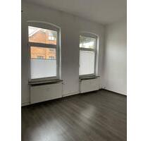 ✨ Heide - 4-Zimmer-Altbauwohnung im Erdgeschoss – mit Garten