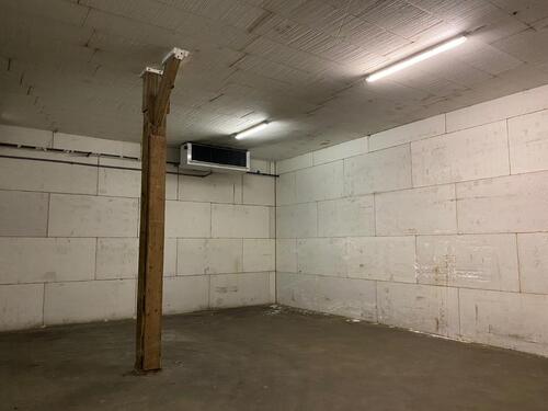 Foto - Isolierte Halle als Lager zu vermieten