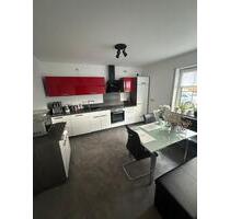 Bitburg Matzen helle 2,5 ZKB Wohnung + EBK, 2 Stellplatz, Terasse