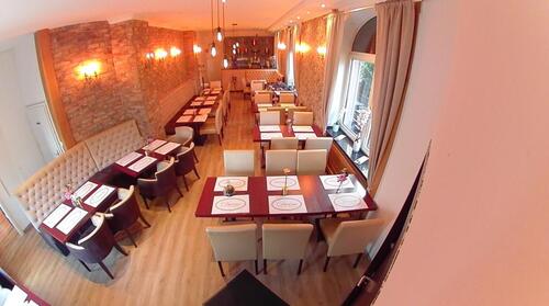 Foto - Restaurant Cafe Bar in Offenbach Abstand erforderlich ‼️
