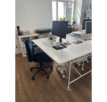 Coworking Büroplatz: Halber Schreibtischplatz in Bürogemeinschaft - München Maxvorstadt