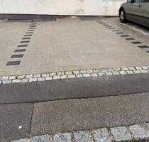 Vermiete in Ellhofen PKW Stellplatz
