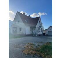 Zweifamilienhaus mit zusätzlichem Bauplatz zu verkaufen - Diepholz