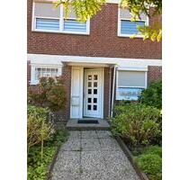 Reihenmittelhaus mit Garten und Garage in Bremen-Arsten - privat
