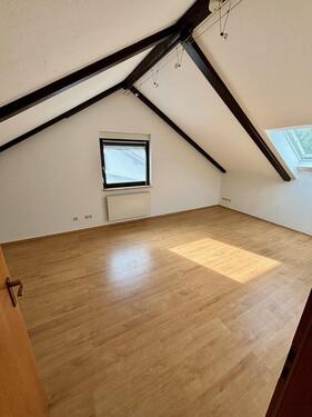 Foto - 2Zimmer Dachgeschosswohnung in ruhiger Wohnlage in Bad-König Zell