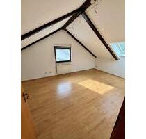 2Zimmer Dachgeschosswohnung in ruhiger Wohnlage in Bad-König Zell - Bad König