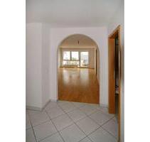 3,5 -Zimmer-Wohnung mit Einbauküche, Balkon und TG-Stellplatz - Markgröningen