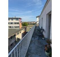 Sehr Große 4 Zimmer Wohnung - 1.200,00 EUR Kaltmiete, in Mannheim (PLZ: 68161) Innenstadt