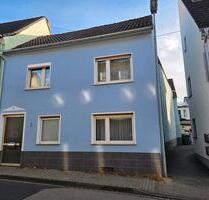 Haus zu verkaufen - 270.000,00&nbsp;EUR Kaufpreis, ca.&nbsp; 250,00&nbsp;m&sup2; in Neuwied (PLZ: 56566) Block