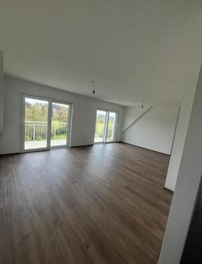 Foto - Moderne 3,5-Zimmer-Wohnung in Grüningen zu vermieten