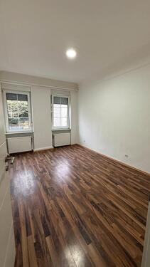 Foto - 2ZKB Wohnung ZENTRALE LAGE - 600,00&nbsp;EUR Kaltmiete, ca.&nbsp; 60,00&nbsp;m&sup2;