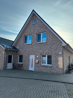 Foto - 2-Zimmer Erdgeschosswohnung mit Terrasse und Garten