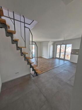 Foto - Charmante 5-Zimmer-Maisonette-Wohnung - Erstbezug!