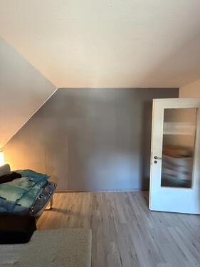 Foto - Große Dachgeschosswohnung in ruhiger Lage von Anzhausen