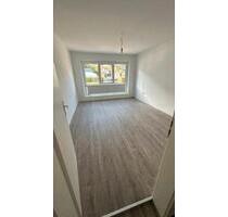 Perfekt für kleine Familien: Erstbezug nach Umbau im Erdgeschoss mit Terrasse - Dachau