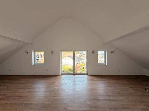 Foto - Schlossblick 4 Zimmer Wohnung zu vermieten Erstbezug