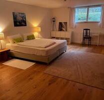 Vollmöbliertes Zimmer Einliegerwohnung in Bio-Einfamilienhaus - München Thalkirchen-Obersendling-Forstenried-Fürstenried-S