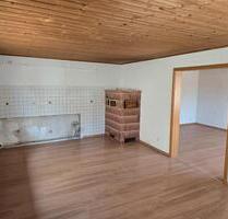 Helle Wohnung in Wiesental -Kachelofen, Tageslichtbad, Stellplatz - Waghäusel