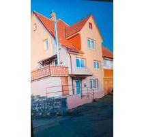 Schnäppchen Haus einseitig angebaut - Obernheim