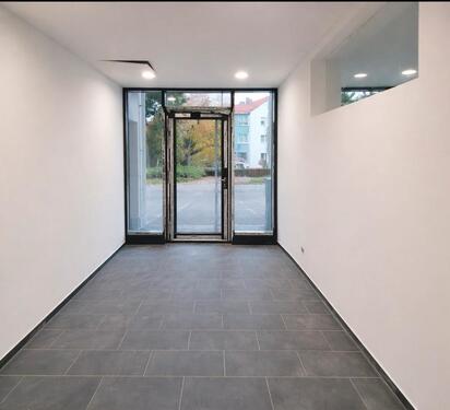 Foto - Ladenlokal für SchneidernBügelnMangeln