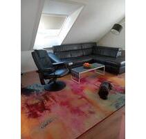 gemütliche und helle teilmöblierte 4-Zimmer DG Wohnung - Aldingen