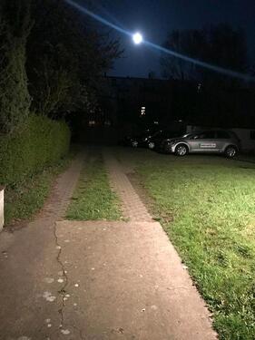 Foto - TOP! KTV Parkplatz Stellplatz im Innenhof